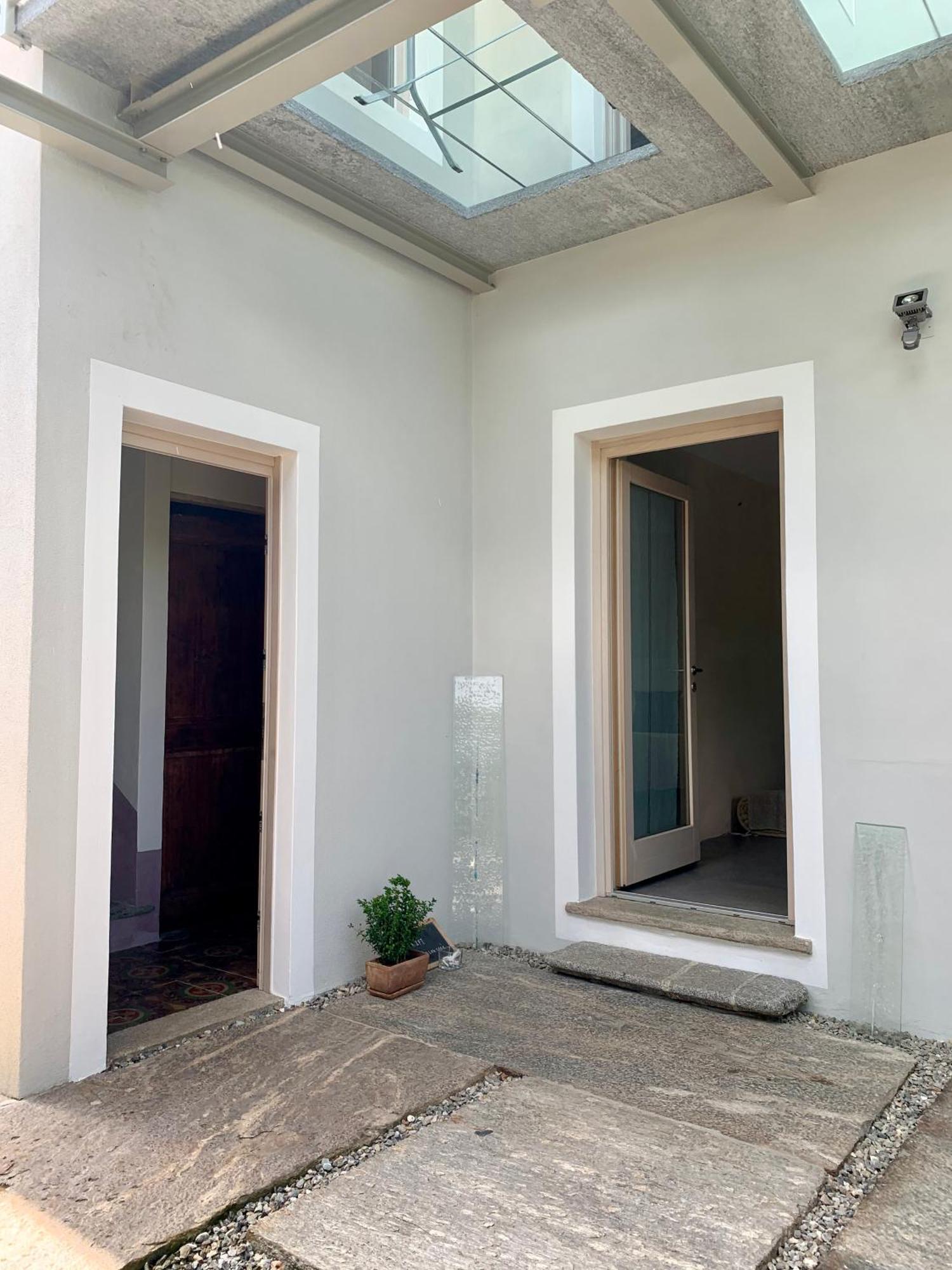 Relax Hotel Borgosesia Bagian luar foto