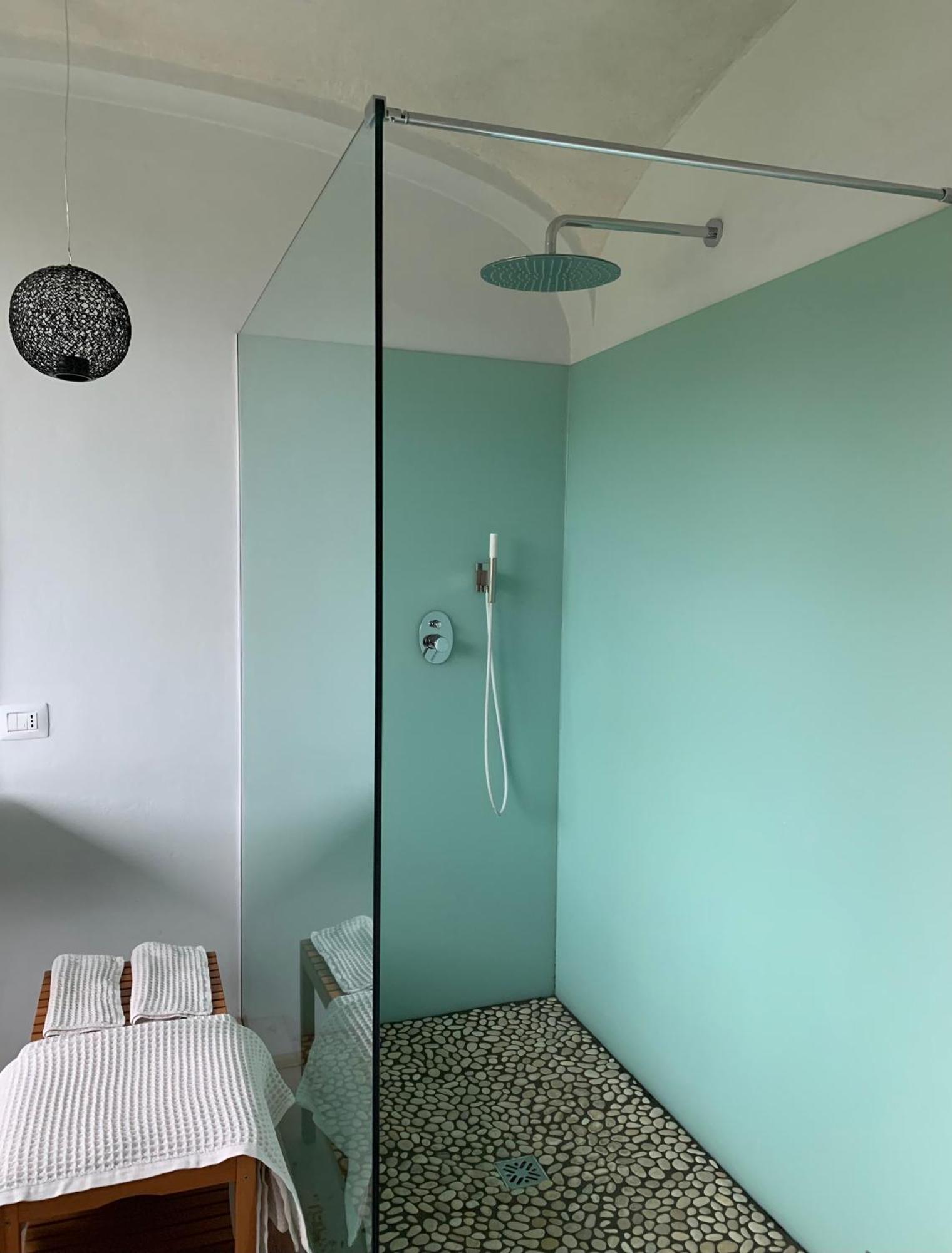 Relax Hotel Borgosesia Ruang foto